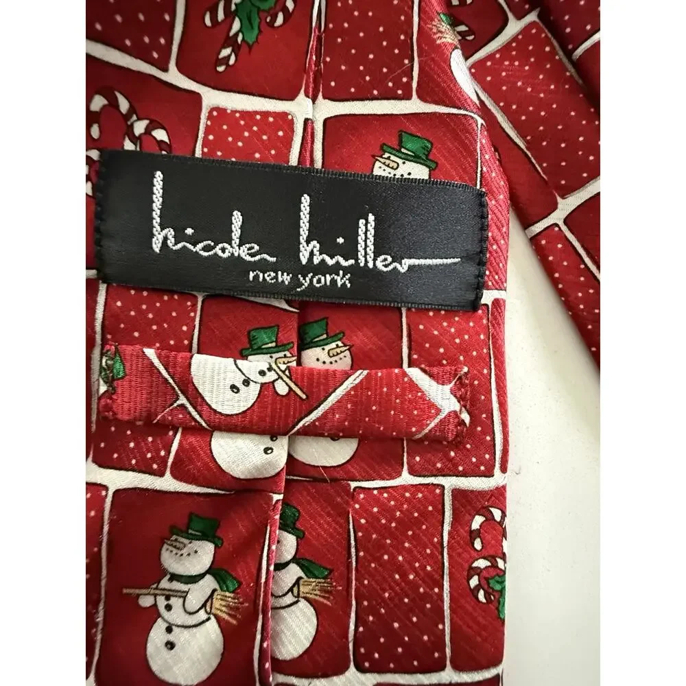Nicole Miller New York 100% Silk Snowman Christmas Tie Holiday Whimsy Red